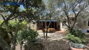 Maison chaleureuse et familiale avec jardin au calme à Avignon - Image 1
