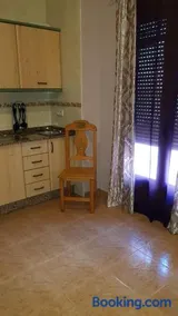 Apartamentos Castillo Cazorla - Image 2