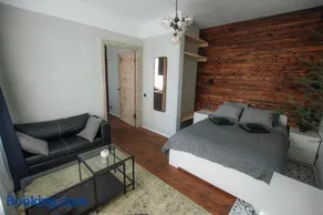 "Quiet Center" apartment, close to train station - Image 3