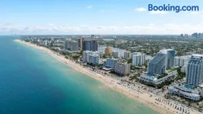2BR Fort Lauderdale W Residence with Double Living Room, Ocean & Intercoastal Views, Brand New Sofas! - Image 5