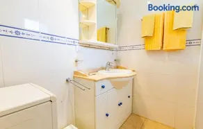 Bright 2 Bedroom Apt by Dream Homes Tenerife - Image 5