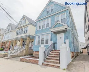 Bayonne Bay Inn - Image 4