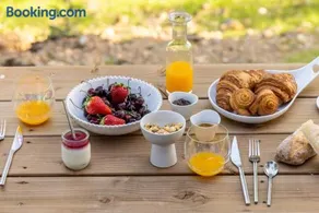 Eco-Lodge et SPA TERRE- Domaine Les Safranières - Image 2