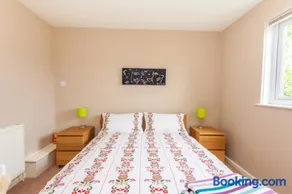 Isle of Yoga Garden Flat - Image 3