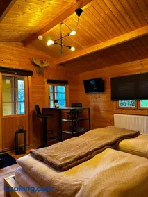 Hygge Cabin- Glamping Outdoor Base für Bike und Hike - Image 3