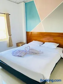 Riverside Smart Hotel - Image 2