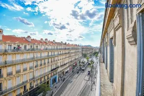 Appartement avec jardin | Proche Cathédrale Sainte-Marie-Majeure de Marseille | Idéal pour le télétravail - Image 4