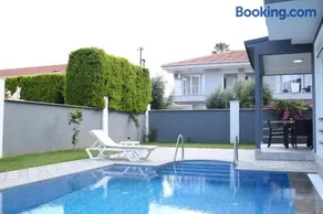Bliss Villa - Image 2