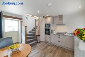 Ewe Bach Cottage - Image 3