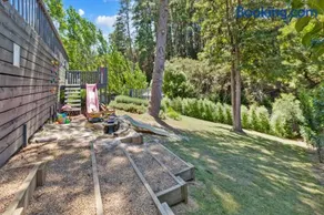 Honey Bee Lodge at Goughs Bay - Image 5