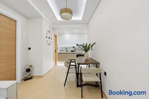 Papanikolis apts 2 - Image 1