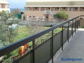 Alex Apartments - Image 2