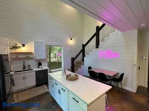 the RISER - BRAND NEW Modern Cabin in Broken Bow - Image 5