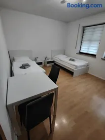 Gemütliche 100 qm Wohnung mit Balkon - Image 1