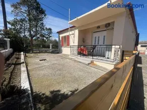 Tania's Country House-Mavrothalassa - Image 1
