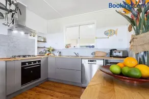 Noddys Charming Riverside Cottage - Image 3