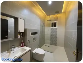 Luxury OVO Roof Villa - Image 2