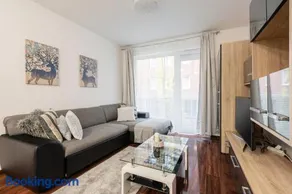 Viola Apartment - free parking and balcony - Image 1