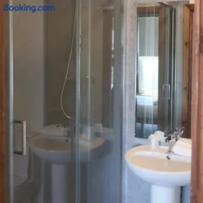 Punchbowl Inn - Image 2