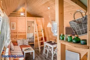 Tiny House Lavender - Image 4