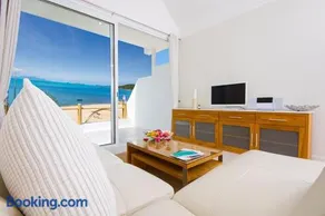 B1 Beachfront Apartments - Image 2