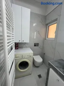 Modern and comfortable apartment 5km from center - Image 5