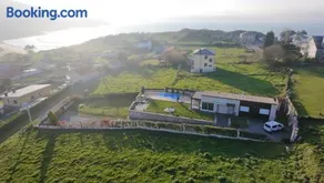 Ceranzos 61B Pool Beach House - Image 2