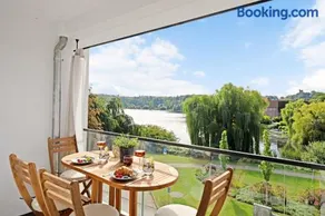 MAISUITES Eisvogel - Zentrale Luxuswohnung mit direktem Seeblick I Bis 4 Personen I Premiumküche I Boxspringbett I Kaffeevollautomat I Parkplatz I Barrierearm & Aufzug - Image 1