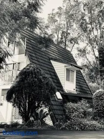 Secret Garden Cottage - Image 3