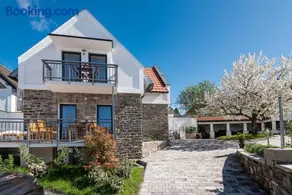 Papoula Vendégház - Image 1