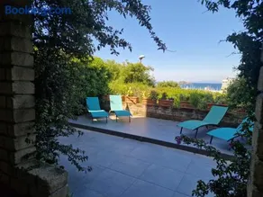 Appartamento ristrutturato con vista mare - Image 2