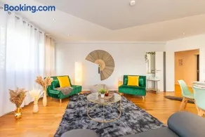 Top-Penthouse Stuttgart Airport-Messe Parkplatz & Terrasse - Image 3