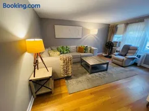 Apartment Home close to NWU & Hospitals - Image 2