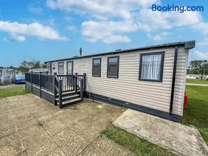 Stunning Caravan With Side Decking Just A Short Walk To Hembsy Beach Ref 00069Ba - Image 5