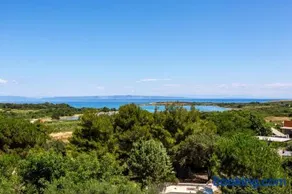Seaside Spa & Villa - Image 5