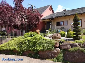 Apartamento con barbacoa | Vistas al jardín - Image 1
