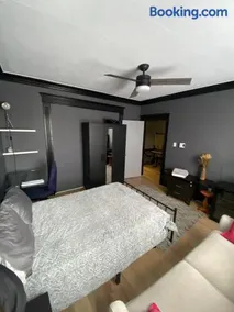 Blue House - Image 4