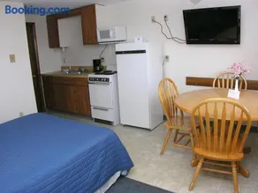 Neptune Motel Maine - Image 3
