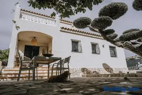 Oliveres3 - Image 1