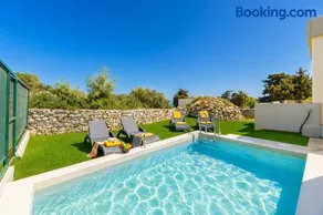 Villa Phoebe - Image 2