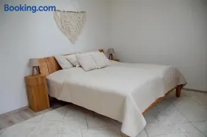 Charming studio near Prague Airport - Image 3
