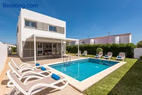 Villa Perez - Image 1
