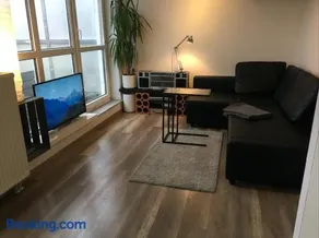 Bright duplex apartment on 3 floors - Image 2