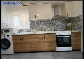 Jimmy's Crib - Image 1