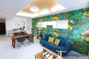 FEELCONNECT Retreat Villa - Image 1