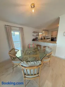 Cranberry Cottage - Image 4