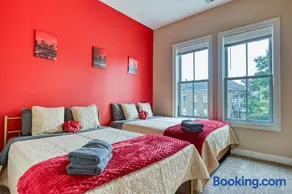 Duplex by Forsyth Park - 2 King Beds - Patio & Balcony - Image 3