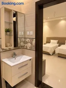 Comfort Stay 2 - Image 2