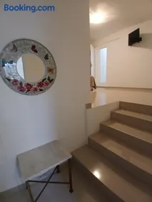 Apartamento bem localizado - Image 3