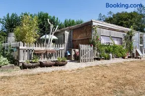 Caravane au jardin - Image 1